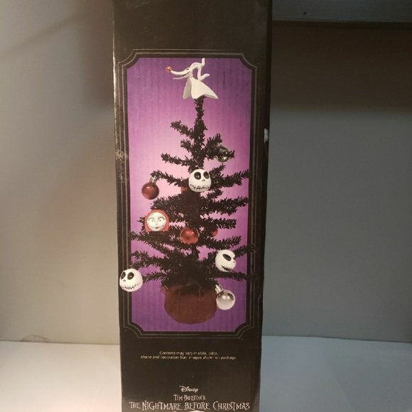 DISNEY TIM BURTON'S The Nightmare Before Christmas Decorated Tree - Picture 6 of 7